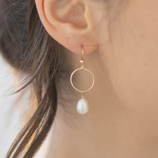 Classic Pearl Dangles