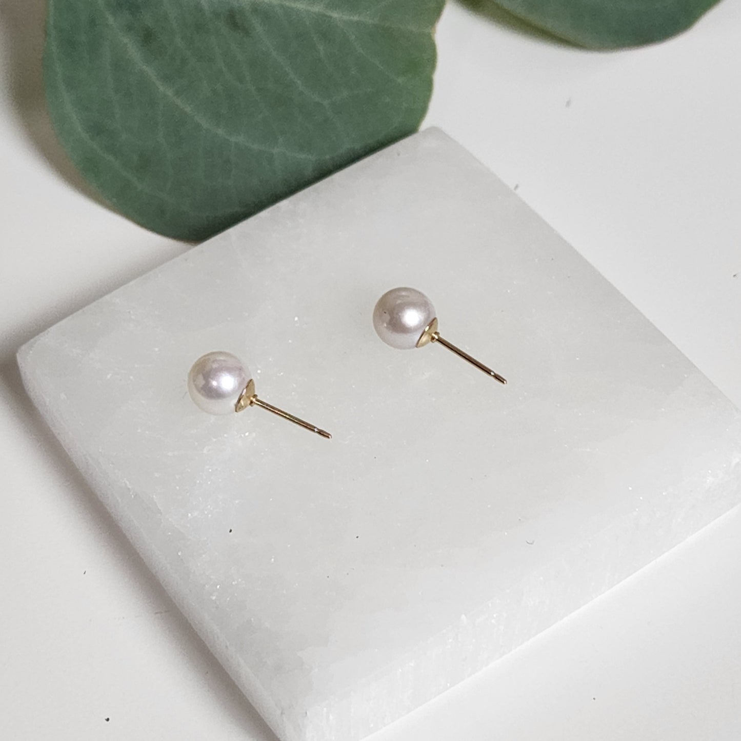 Pearl Studs
