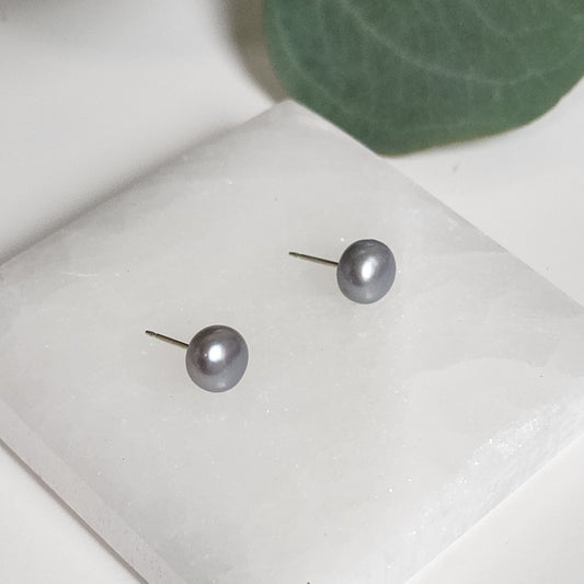 Dove Gray Pearl Studs