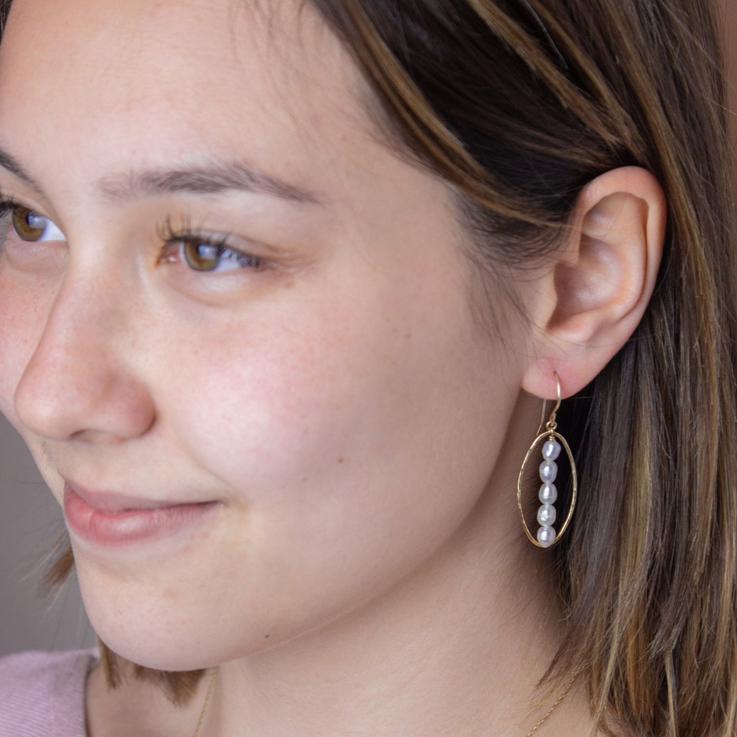 Pearl Hammered Oval Dangle Earrings