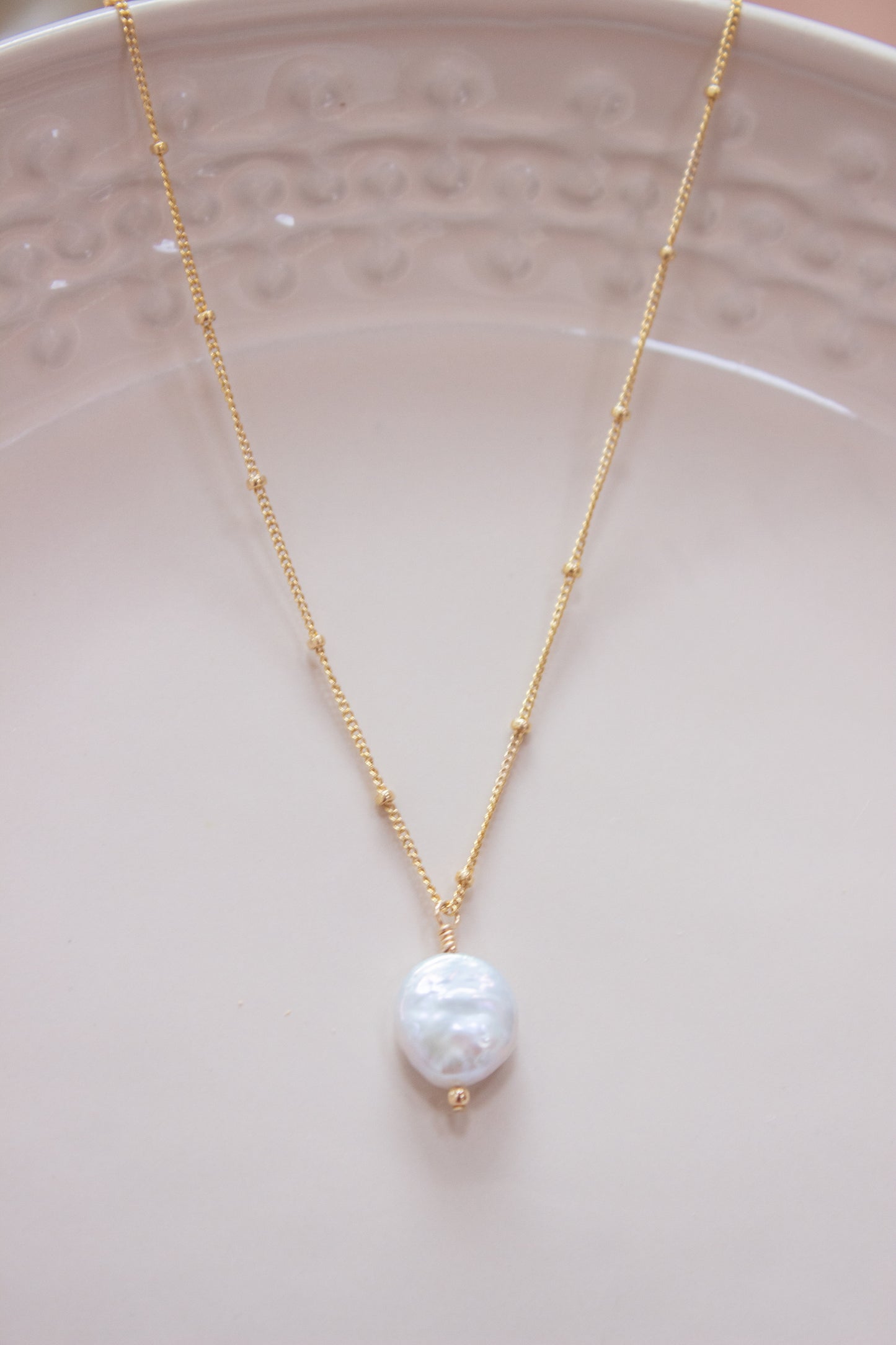 Coin Pearl Pendant Necklace