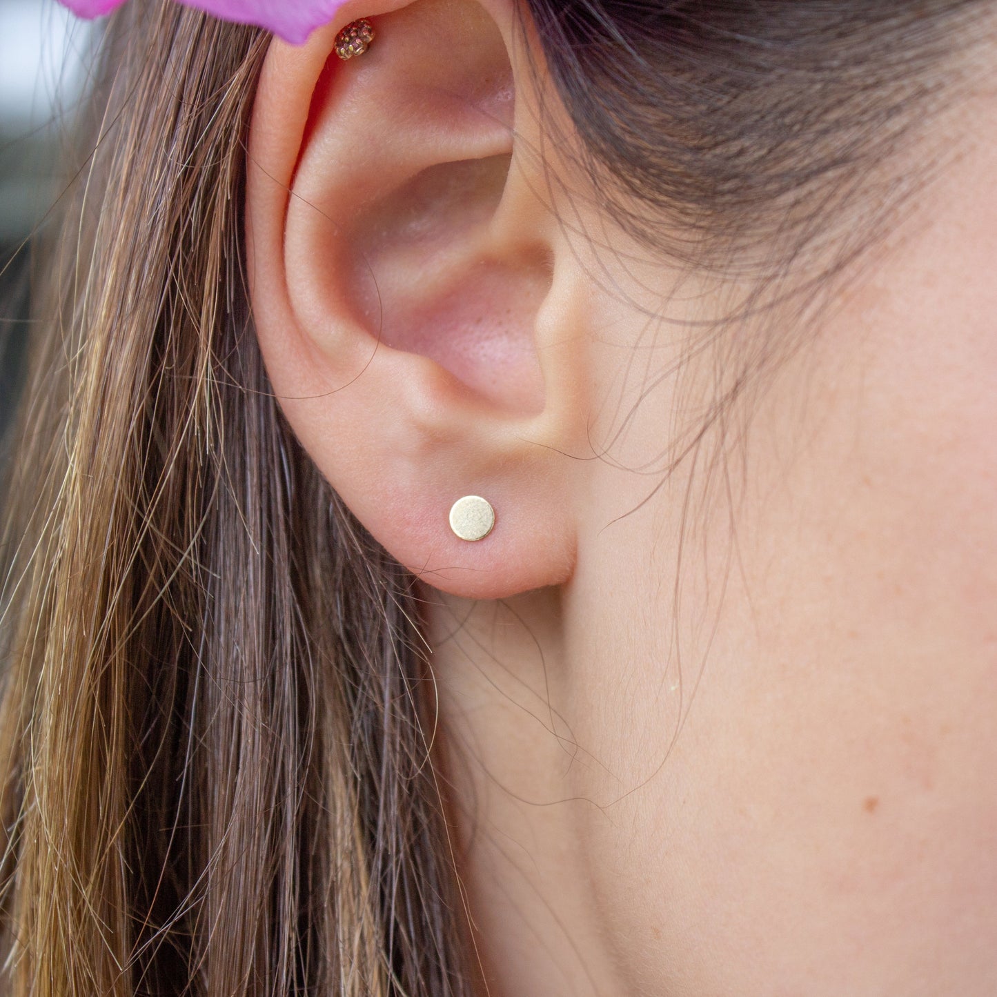 Dot Post Earrings