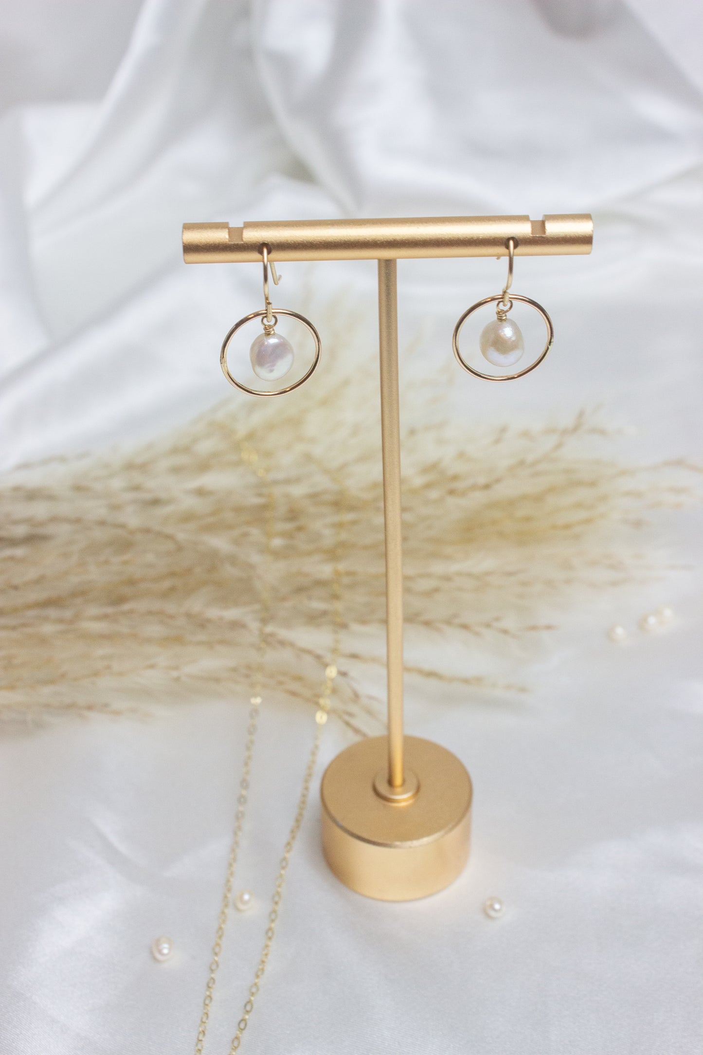 Emily Dangles