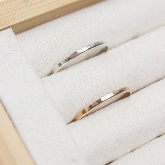 Thin Organic Hammered Band