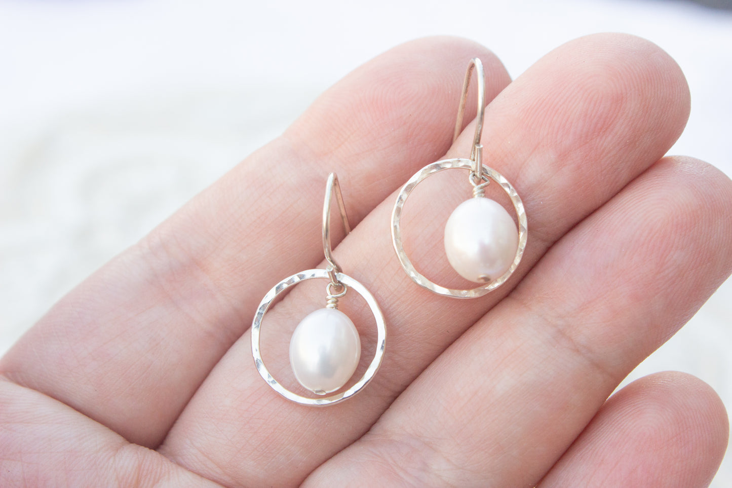 Amelia Dangles