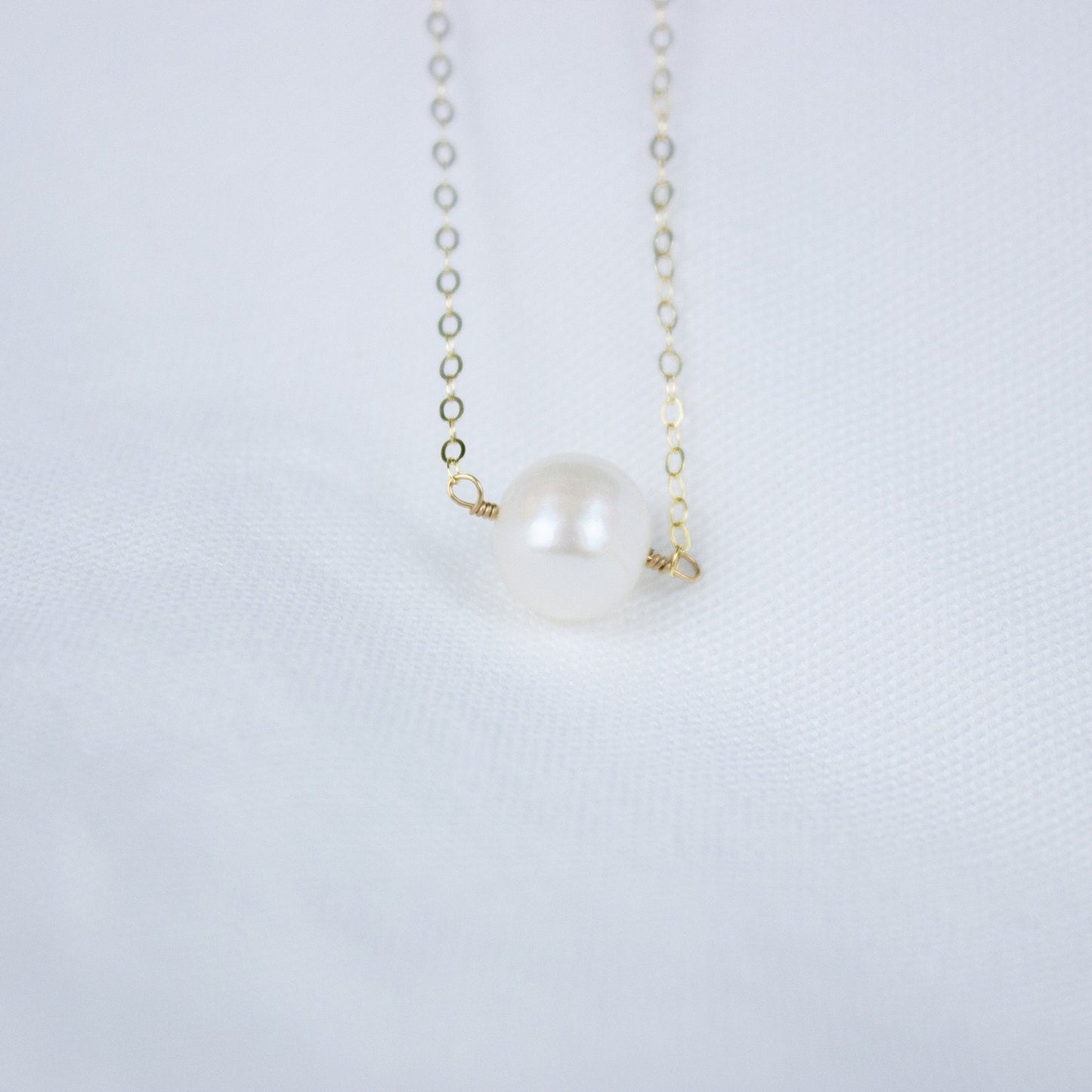 Floating Pearl Necklace