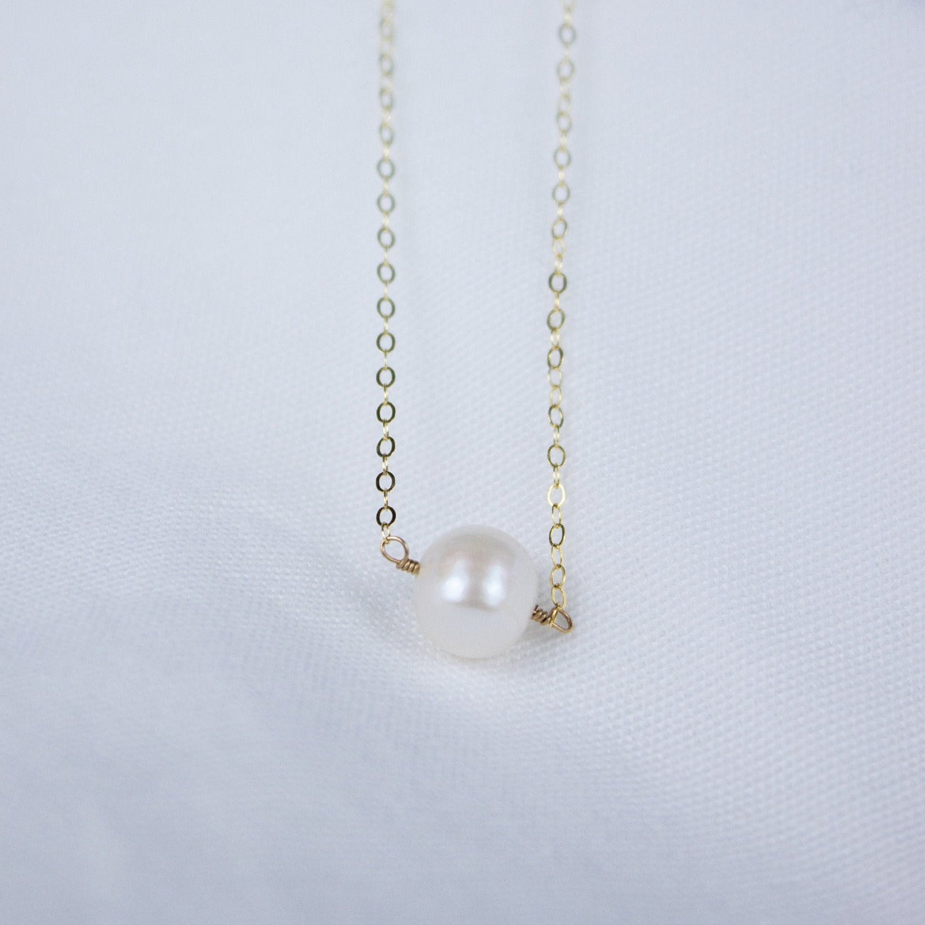 Floating Pearl Necklace