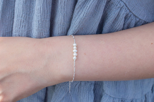 Figaro Pearl Bracelet